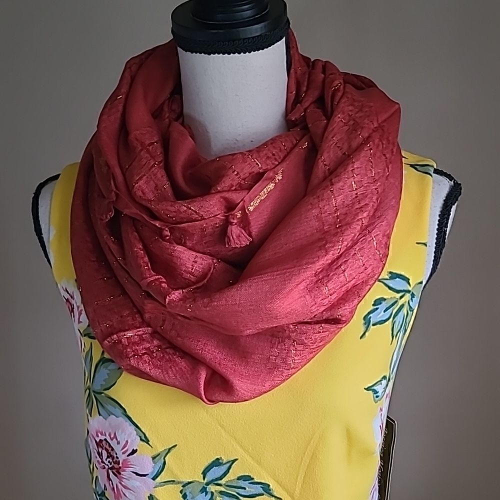 ♡♡♡  Saachi Coral Pom Pom Lightweight Infinity Scarf